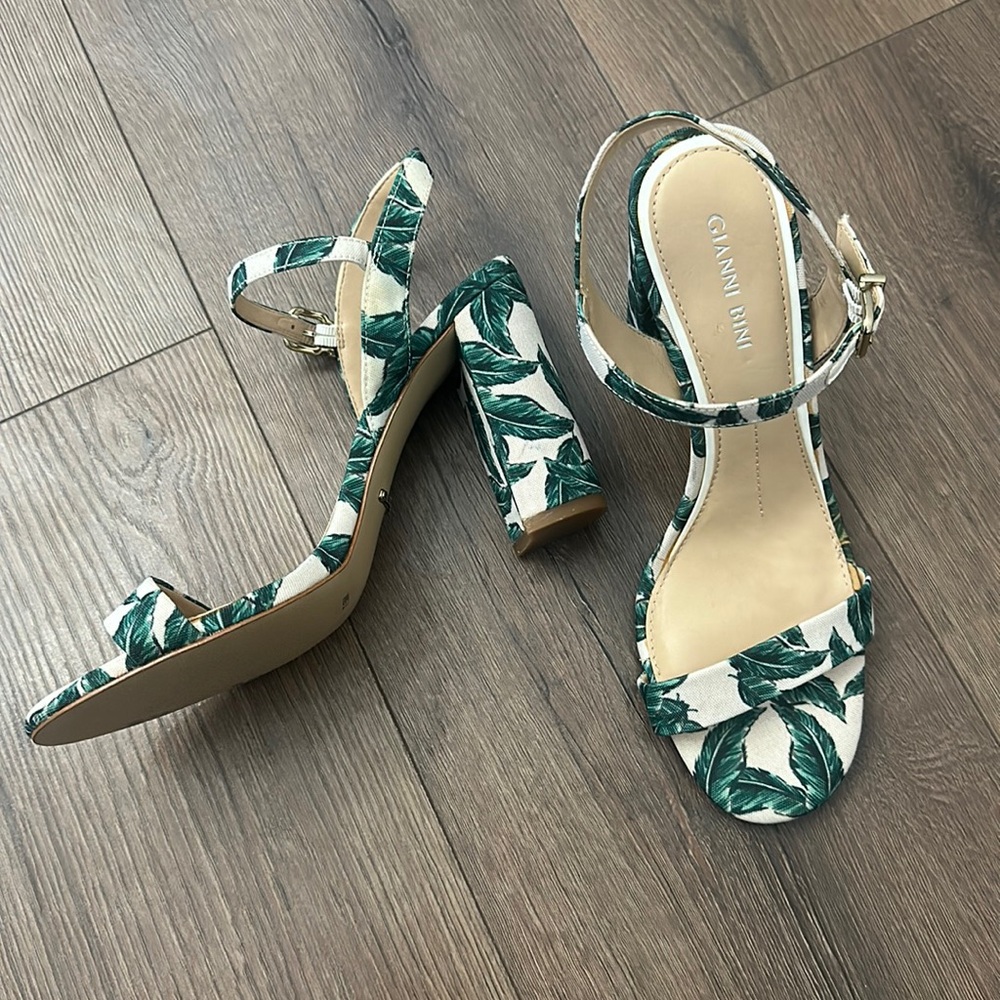 Gianni Bini Leaf Patterned Heels in Green and Cream